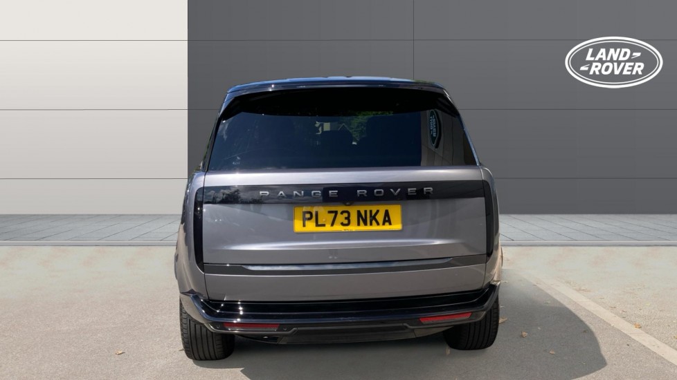 Land Rover Range Rover 3.0 D300 SE 4dr Auto Diesel Estate - Image 6