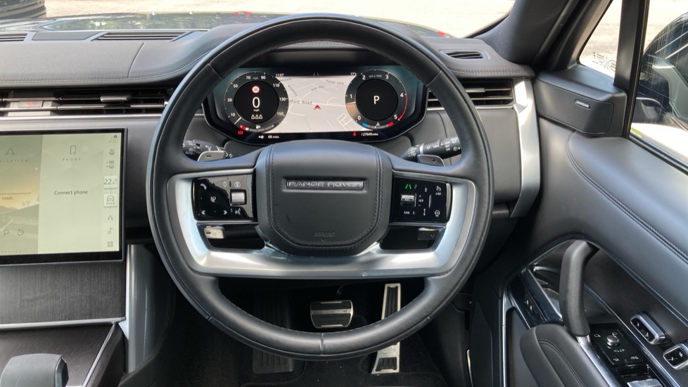 Land Rover Range Rover 3.0 D300 SE 4dr Auto Diesel Estate - Image 15