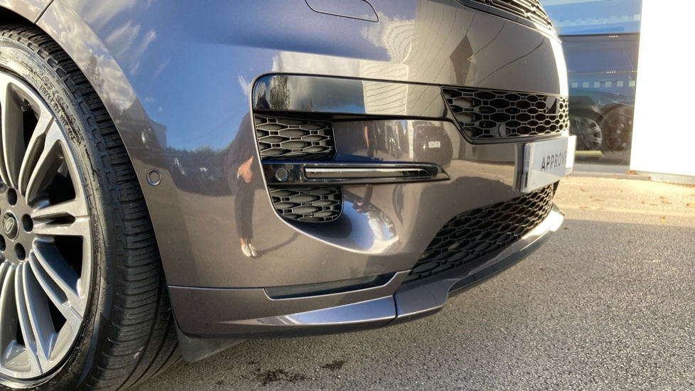 Land Rover Range Rover Sport 3.0 D300 Dynamic SE 5dr Auto Diesel Estate - Image 51