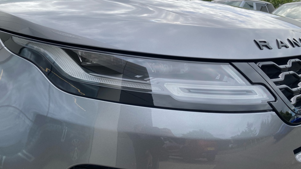 Land Rover Range Rover Evoque 1.5 P300e R-Dynamic SE 5dr Auto Hatchback - Image 17
