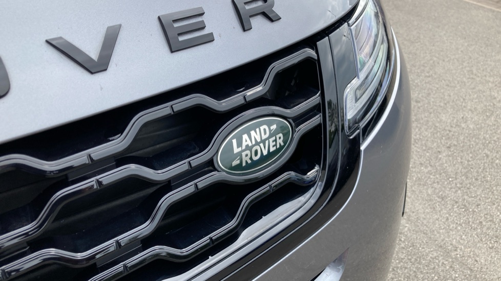 Land Rover Range Rover Evoque 1.5 P300e R-Dynamic SE 5dr Auto Hatchback - Image 20