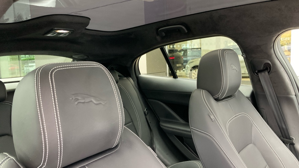 Jaguar I-Pace 294kW EV400 R-Dynamic HSE Black 90kWh 5dr Auto Electric Estate - Image 24