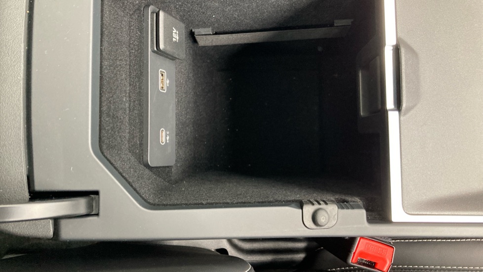 Jaguar I-Pace 294kW EV400 R-Dynamic HSE Black 90kWh 5dr Auto Electric Estate - Image 38