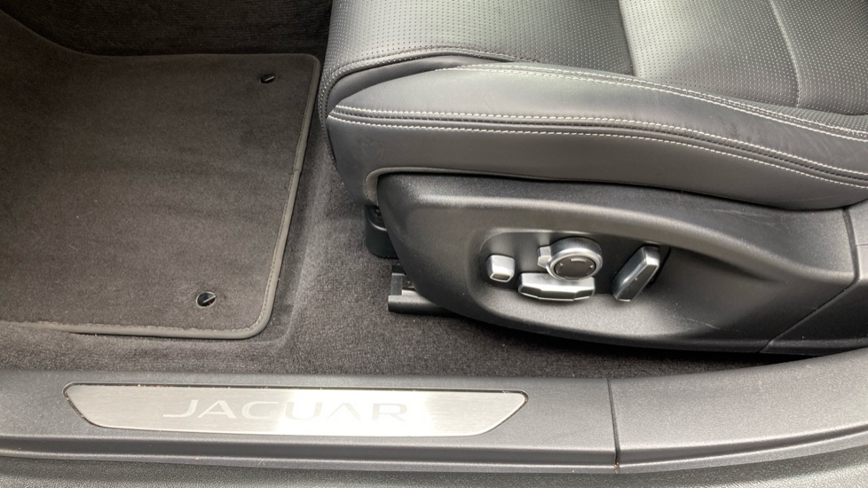 Jaguar I-Pace 294kW EV400 HSE 90kWh 5dr Auto [11kW Charger] Electric Estate - Image 47