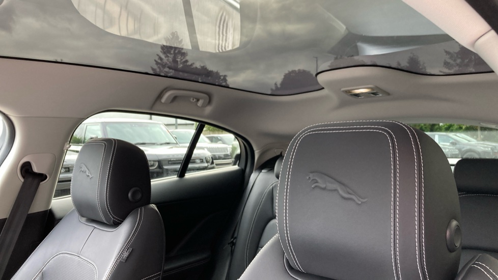 Jaguar I-Pace 294kW EV400 HSE 90kWh 5dr Auto [11kW Charger] Electric Estate - Image 48