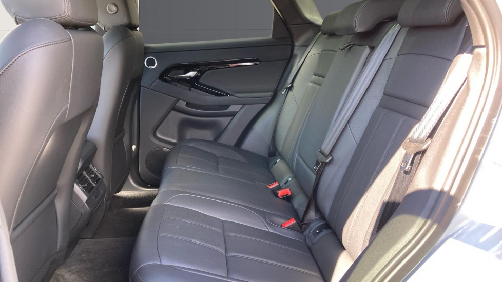 Land Rover Range Rover Evoque 2.0 D200 Dynamic SE 5dr Auto Diesel Hatchback - Image 4