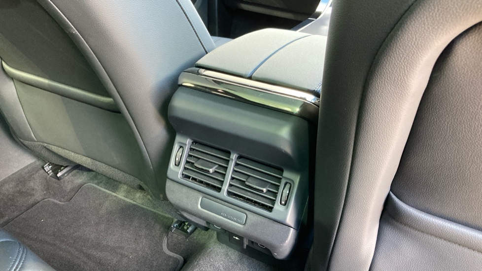 Land Rover Range Rover Evoque 2.0 D200 Dynamic SE 5dr Auto Diesel Hatchback - Image 18