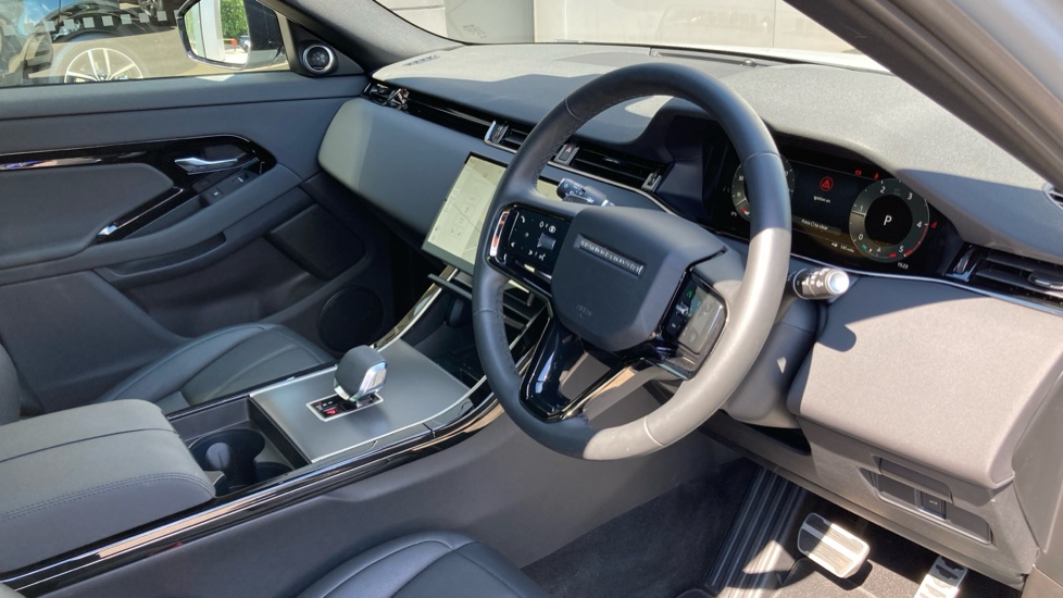 Land Rover Range Rover Evoque 2.0 D200 Dynamic SE 5dr Auto Diesel Hatchback - Image 25