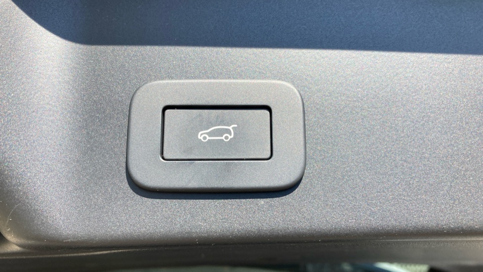 Land Rover Range Rover Evoque 2.0 D200 Dynamic SE 5dr Auto Diesel Hatchback - Image 46