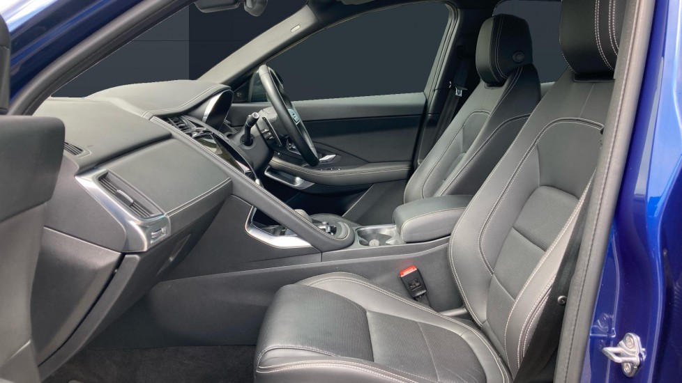 Jaguar E-Pace 2.0 D200 R-Dynamic S 5dr Auto Diesel Estate - Image 3