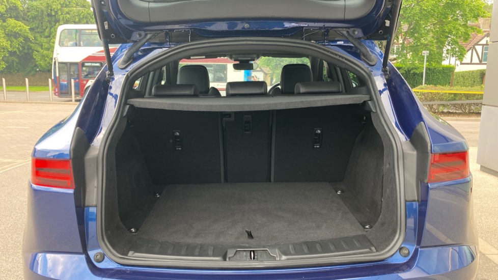 Jaguar E-Pace 2.0 D200 R-Dynamic S 5dr Auto Diesel Estate - Image 10