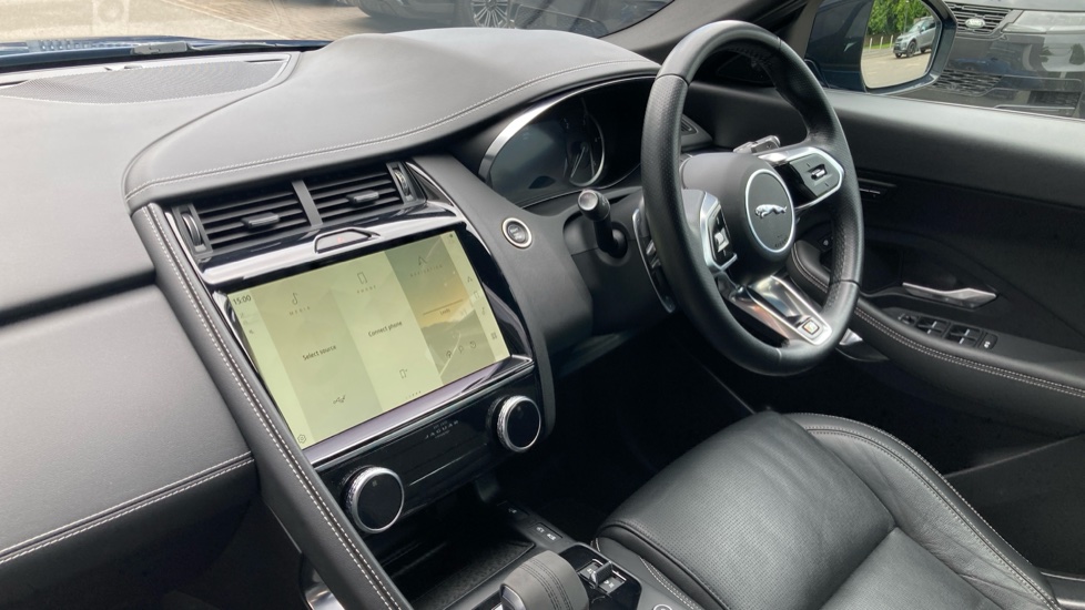 Jaguar E-Pace 2.0 D200 R-Dynamic S 5dr Auto Diesel Estate - Image 51