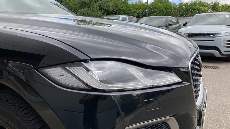 Jaguar F-Pace 2.0 D200 R-Dynamic SE 5dr Auto AWD Diesel Estate - Image 17
