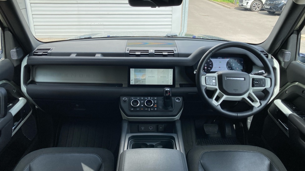 Land Rover Defender 2.0 D240 First Edition 110 5dr Auto Diesel Estate - Image 9