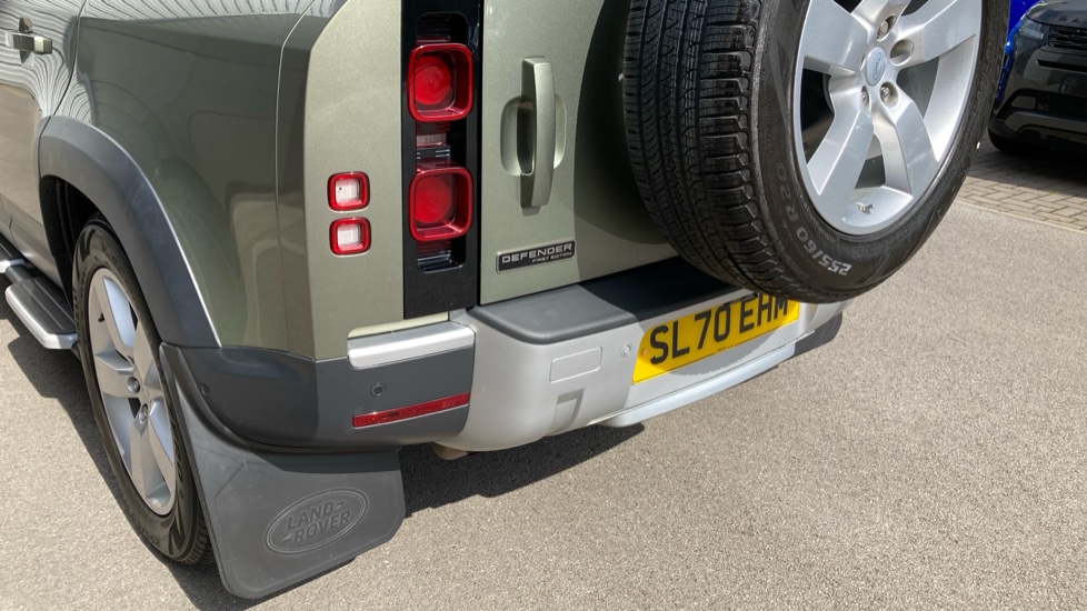 Land Rover Defender 2.0 D240 First Edition 110 5dr Auto Diesel Estate - Image 49