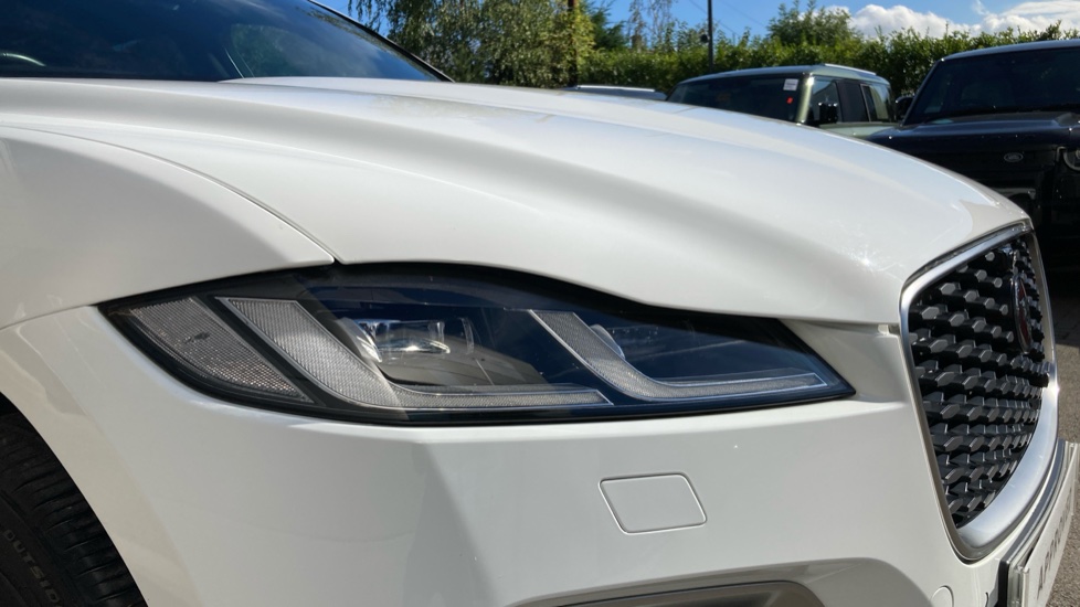 Jaguar F-Pace 2.0 D200 R-Dynamic S 5dr Auto AWD Diesel Estate - Image 17
