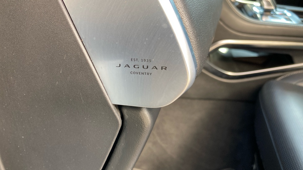 Jaguar F-Pace 2.0 D200 R-Dynamic S 5dr Auto AWD Diesel Estate - Image 51