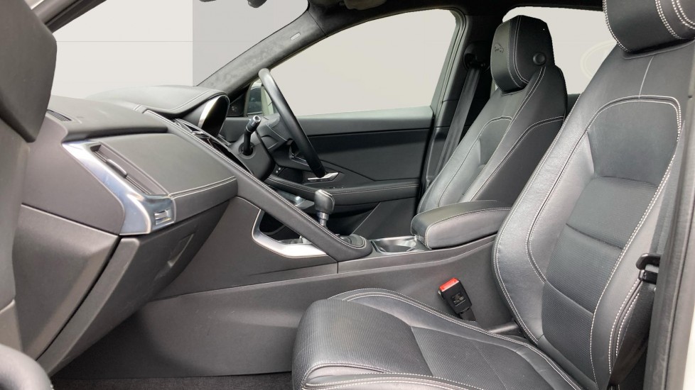 Jaguar E-Pace 2.0 D165 R-Dynamic S 5dr 2WD Diesel Estate - Image 3
