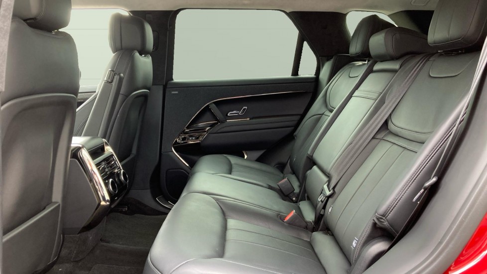 Land Rover Range Rover Sport 3.0 P550e Autobiography 5dr Auto Estate - Image 4