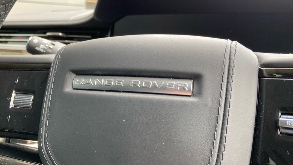 Land Rover Range Rover Sport 3.0 P550e Autobiography 5dr Auto Estate - Image 47