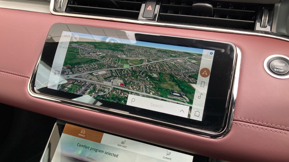 Land Rover Range Rover Evoque 2.0 D200 Autobiography 5dr Auto Diesel Hatchback - Image 11