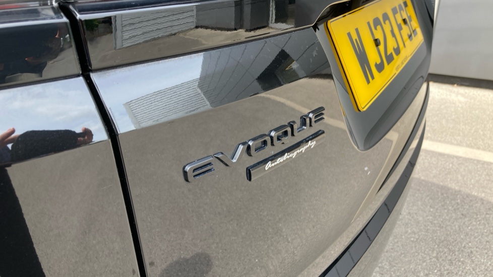 Land Rover Range Rover Evoque 2.0 D200 Autobiography 5dr Auto Diesel Hatchback - Image 25