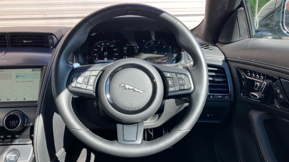 Jaguar F-Type 5.0 P450 Supercharged V8 75 2dr Auto Petrol Coupe - Image 15