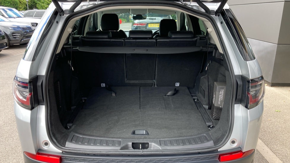 Land Rover Discovery Sport 2.0 D180 SE 5dr Auto Diesel Station Wagon - Image 10
