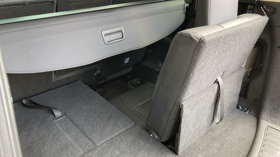 Land Rover Discovery Sport 2.0 D180 SE 5dr Auto Diesel Station Wagon - Image 36