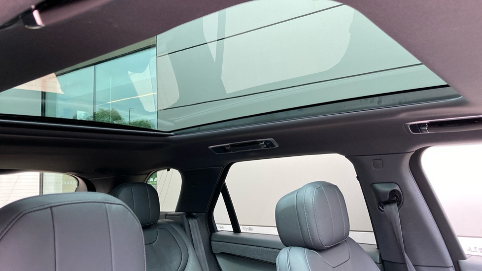 Land Rover Range Rover Sport 3.0 P400 Dynamic SE 5dr Auto Petrol Estate - Image 40