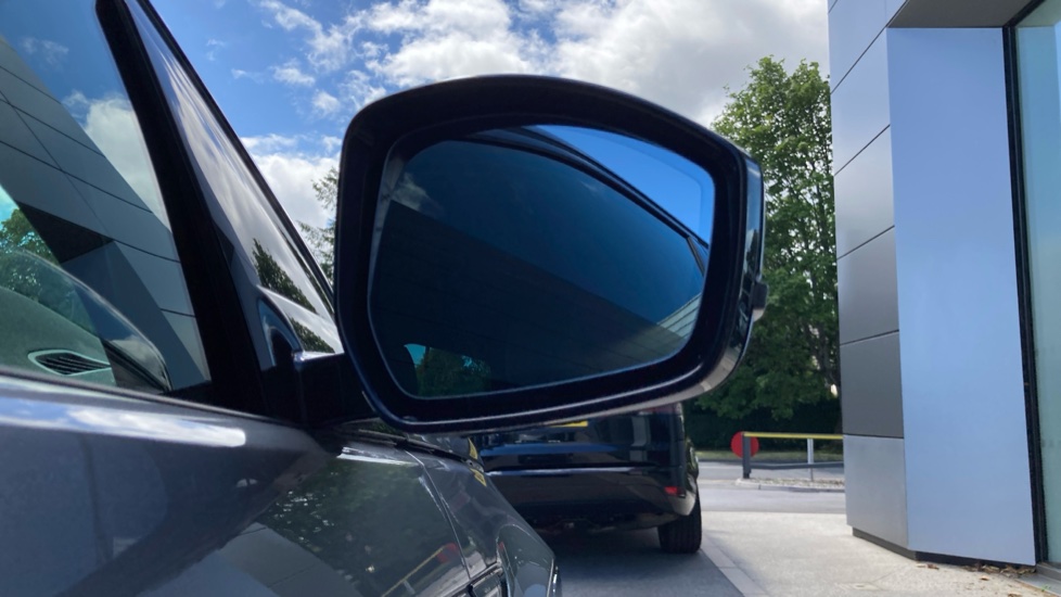 Land Rover Discovery Sport 1.5 P270e Dynamic SE 5dr Auto [5 Seat] Station Wagon - Image 41