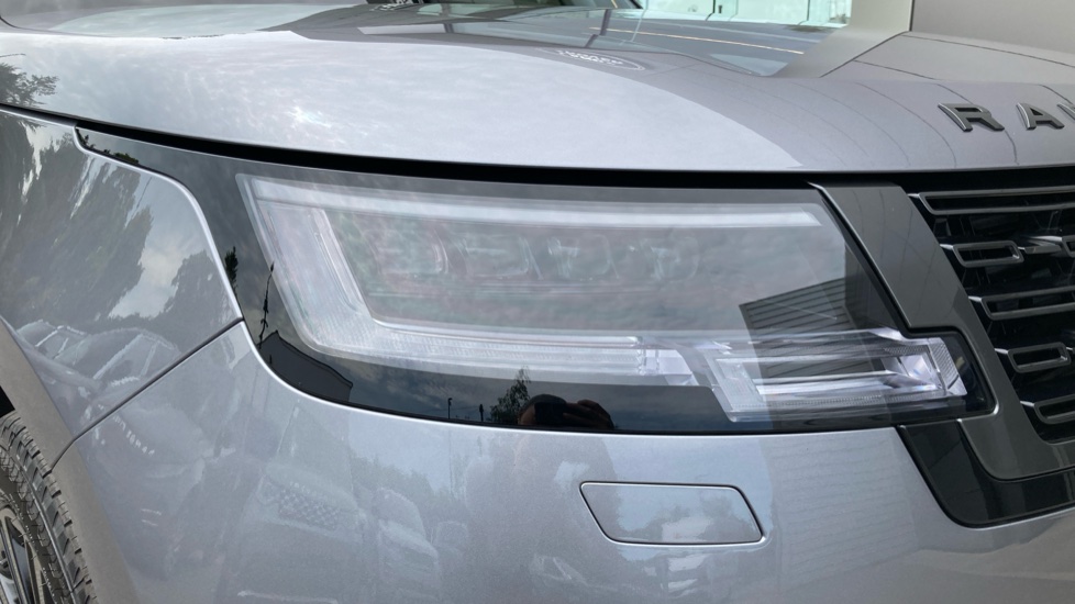 Land Rover Range Rover 3.0 P460e HSE 4dr Auto Estate - Image 17