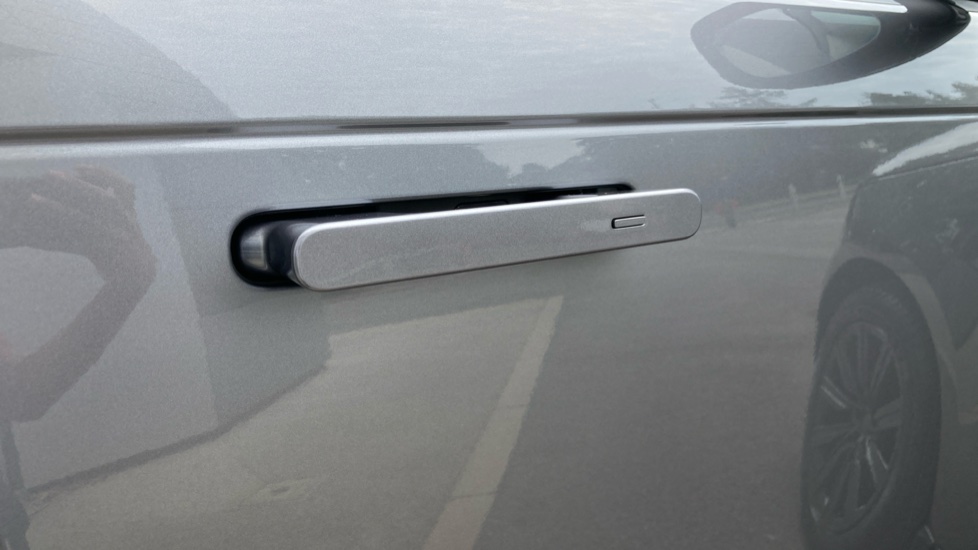 Land Rover Range Rover 3.0 P460e HSE 4dr Auto Estate - Image 50