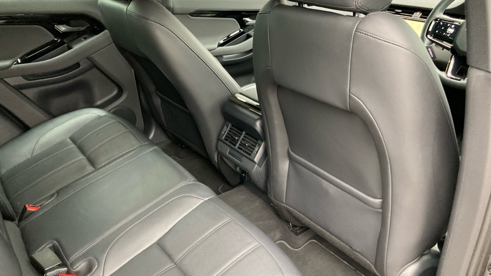 Land Rover Range Rover Evoque 2.0 D200 Dynamic SE 5dr Auto Diesel Hatchback - Image 39