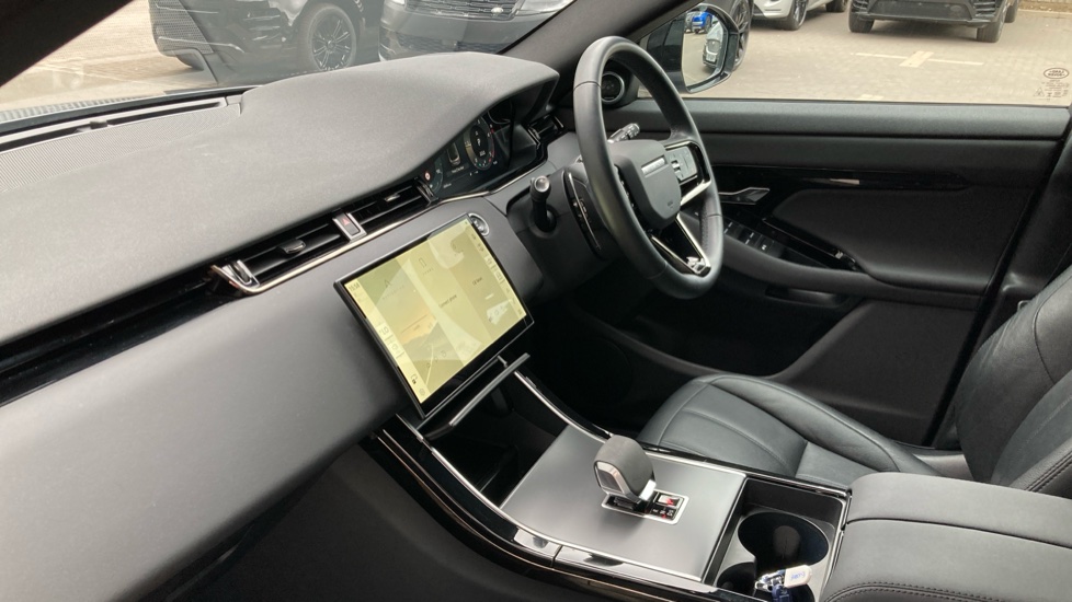Land Rover Range Rover Evoque 2.0 D200 Dynamic SE 5dr Auto Diesel Hatchback - Image 46