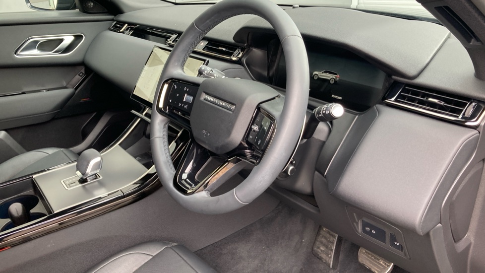 Land Rover Range Rover Velar 2.0 D200 MHEV Dynamic SE 5dr Auto Diesel Estate - Image 24