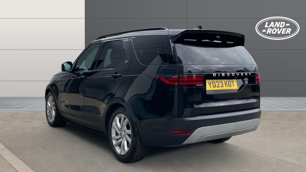 Land Rover Discovery 3.0 D250 S 5dr Auto Diesel Station Wagon - Image 2