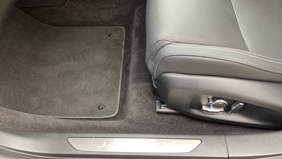 Jaguar I-Pace 294kW EV400 Sport 90kWh 5dr Auto Electric Estate - Image 50