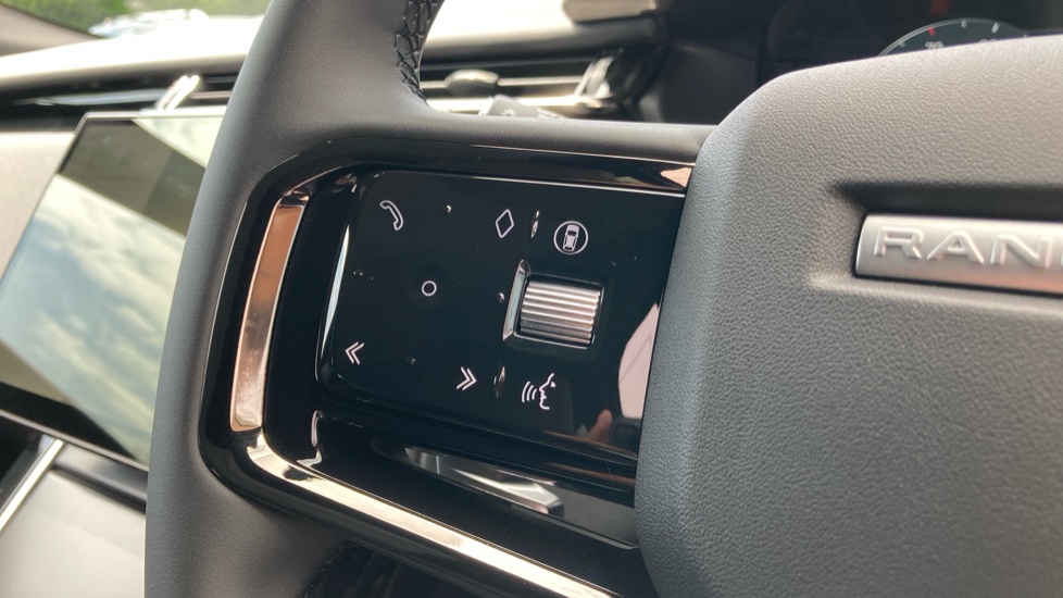 Land Rover Range Rover Velar 2.0 D200 MHEV Belgravia Edition 5dr Auto Diesel Estate - Image 45
