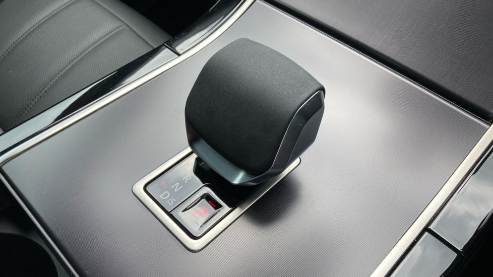 Land Rover Range Rover Evoque 2.0 D200 Dynamic SE 5dr Auto Diesel Hatchback - Image 13