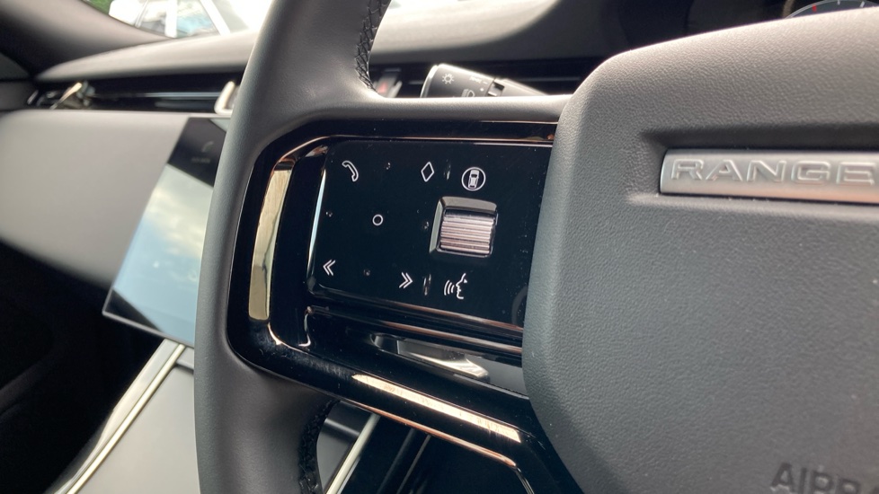 Land Rover Range Rover Evoque 2.0 D200 Dynamic SE 5dr Auto Diesel Hatchback - Image 24