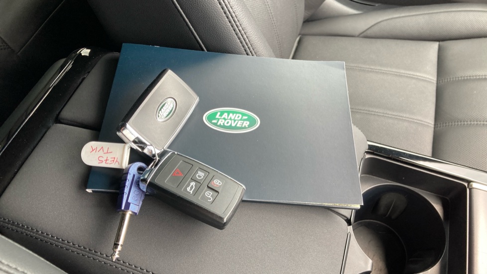 Land Rover Range Rover Evoque 2.0 D200 Dynamic SE 5dr Auto Diesel Hatchback - Image 37
