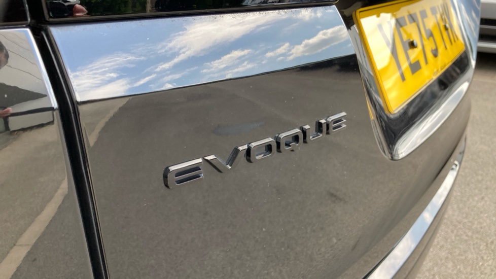 Land Rover Range Rover Evoque 2.0 D200 Dynamic SE 5dr Auto Diesel Hatchback - Image 50