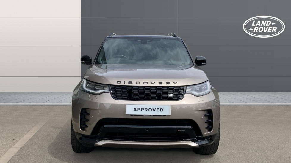 Land Rover Discovery 3.0 D300 R-Dynamic SE 5dr Auto Diesel Station Wagon - Image 7