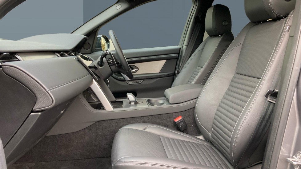 Land Rover Discovery Sport 2.0 D200 Landmark 5dr Auto [7 Seat] Diesel Station Wagon - Image 3
