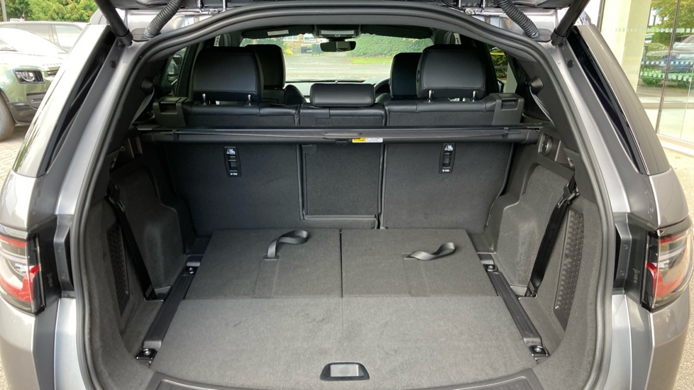 Land Rover Discovery Sport 2.0 D200 Landmark 5dr Auto [7 Seat] Diesel Station Wagon - Image 10