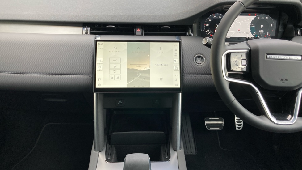 Land Rover Discovery Sport 2.0 D200 Landmark 5dr Auto [7 Seat] Diesel Station Wagon - Image 14