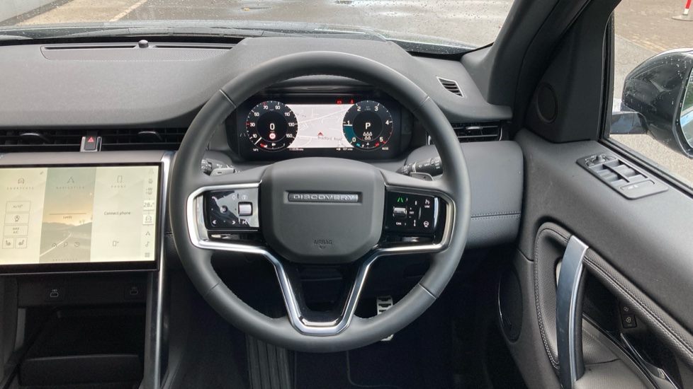 Land Rover Discovery Sport 2.0 D200 Landmark 5dr Auto [7 Seat] Diesel Station Wagon - Image 15