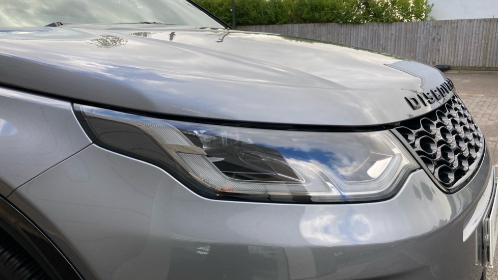 Land Rover Discovery Sport 2.0 D200 Landmark 5dr Auto [7 Seat] Diesel Station Wagon - Image 17