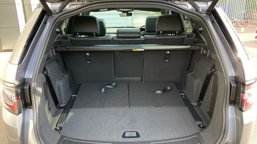 Land Rover Discovery Sport 2.0 D200 Landmark 5dr Auto [7 Seat] Diesel Station Wagon - Image 47